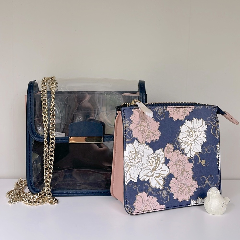 💥4/$25💥 IM Heart Clear Crossbody Bag With Removable Pouch